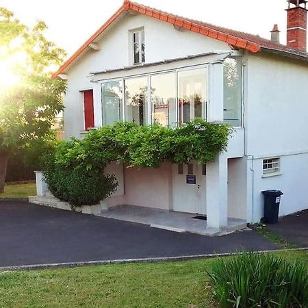 Saint-Germain-Lembron Gite Pavillon Kifadonfe 3 Ch Avec Cour Et Jardin Clos 빌라 외부 사진